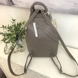 Valentina | Bags | Host Pick Nwot Valentina Italia Taupe  display picture 2